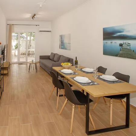 Apartament Beautiful Near The Sea By Ghh